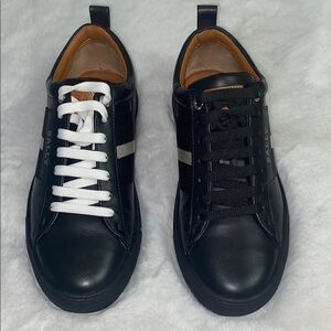 Bally Black Leather Low-Top Sneakers